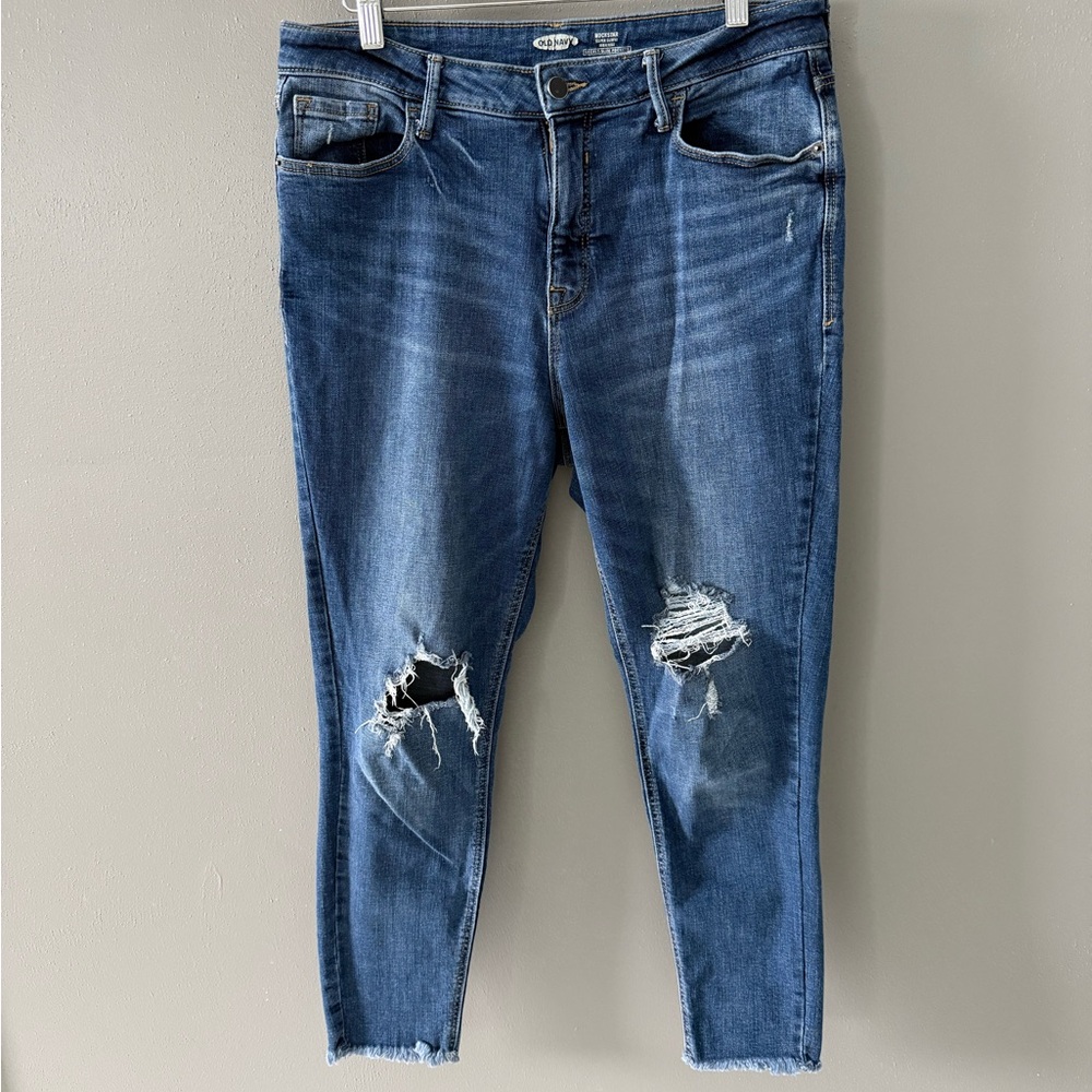 Sz12 Old Navy Rockstar Super Skinny Jeans
